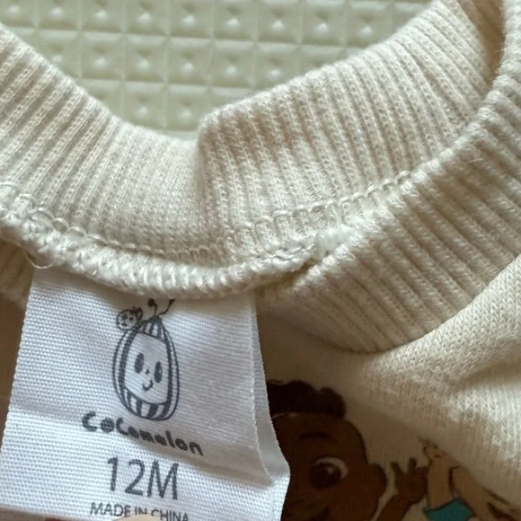 Coceomelon|Baby gender neutral ‘Full of Love' Cream Sweatshirt•••12 months - Picture 5 of 5